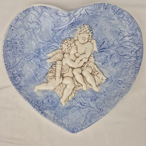 Heart Shaped Glazed Ceramic Plate with Embossed Cherubs - Picture 2 of 16